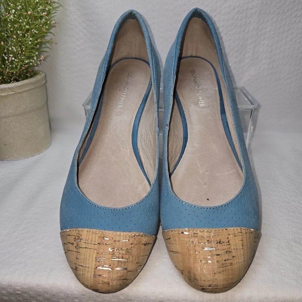 Donald J. Pliner Blue and Tan Pumps Cork Heel And Toe Casual  Womens 10 Euc